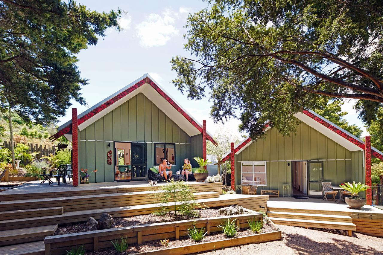 Wai-Knot Accommodation Onetangi Exterior photo