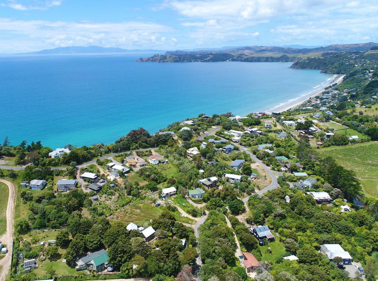 Wai-Knot Accommodation Onetangi Exterior photo